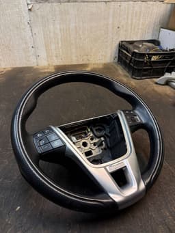 VOLVO 34110219A Steering Wheel VOLVO S60 II / V60 I (2010-2018) — thumbnail 3