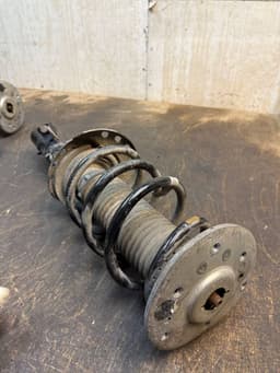 LAND ROVER BJ3218045AD Suspension Leg Front Right LAND ROVER EVOQUE I (L538) (2011-2018) — thumbnail 5