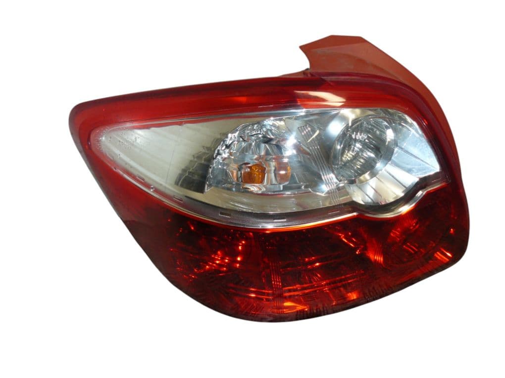 8156102540 81561-02550 Tail light left TOYOTA AURIS (E15) (2006-2012)