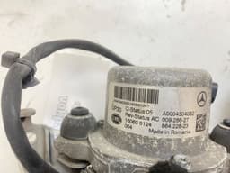 MERCEDES-BENZ A0004304032 Vacuum pump Brakes MERCEDES-BENZ C-CLASS (W205) (2013-2021) — thumbnail 4