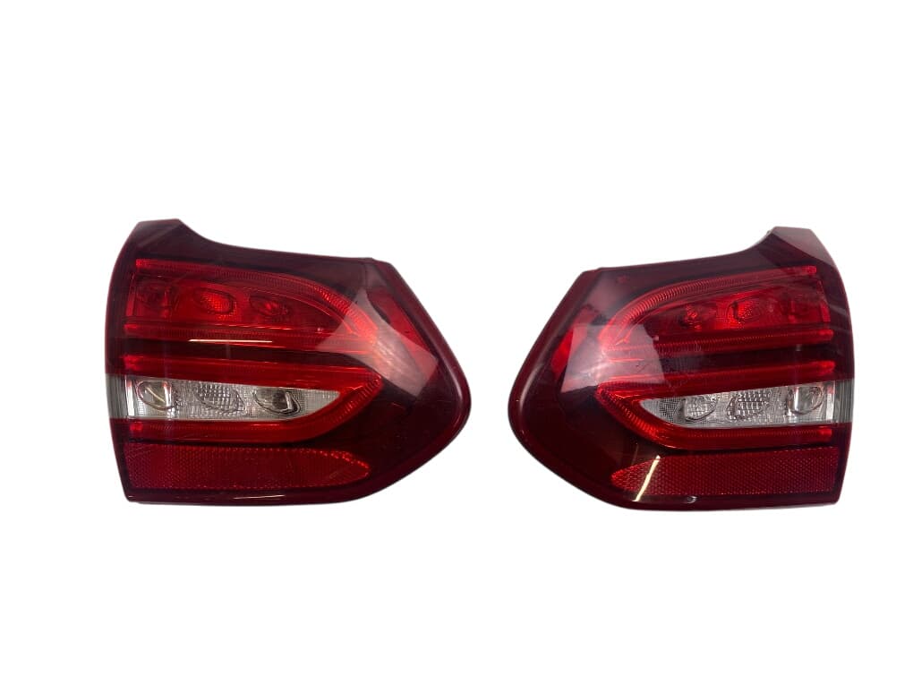 A2059065900 A2059066000 Tail lights set/kit MERCEDES-BENZ C-CLASS (W205) (2013-2021)
