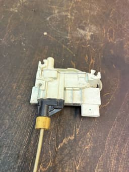 BMW 51217281957 7281957 51207323783 51207419841 Door Lock Rear Left BMW X5 (F15, F85) (2012-2018) — thumbnail 4