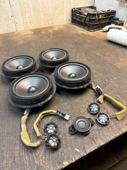 LAND ROVER BJ3218808CE BJ3218808AC EJ3218808AA Set of loudspeakers LAND ROVER EVOQUE I (L538) (2011-2018) — thumbnail 3