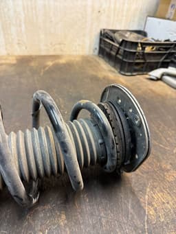 LAND ROVER GJ3218K001AA Suspension Leg Front Left LAND ROVER EVOQUE I (L538) (2011-2018) — thumbnail 7