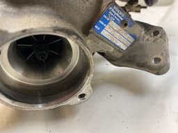 VOLVO 16389700015 Turbocharger VOLVO XC90 II (2014-) — thumbnail 3