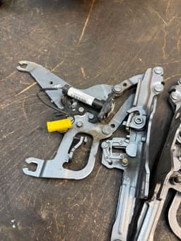 BMW 17205310 4822222 4822221 41007381781 51237326019 51237326220 41007381782 Bonnet hinge set BMW X5 (F15, F85) (2012-2018) — thumbnail 4