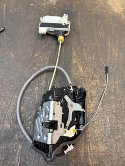 BMW 51217281958 7281958 51207323784 51207419842 Door Lock Rear Right BMW X5 (F15, F85) (2012-2018) — thumbnail 5