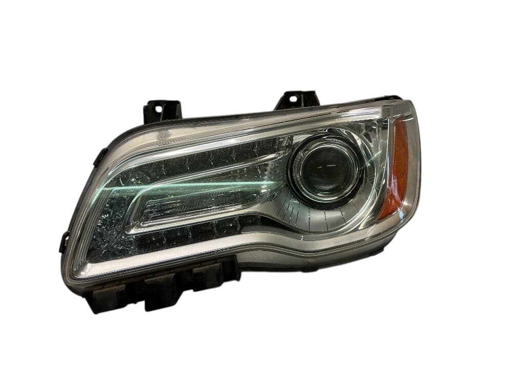 CHRYSLER 68042155AF BAM92-143700 BAM92143700 Headlight left CHRYSLER 300C II (2010-2023)