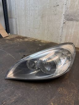 VOLVO 31299994 Headlight left VOLVO S60 II / V60 I (2010-2018) — thumbnail 2