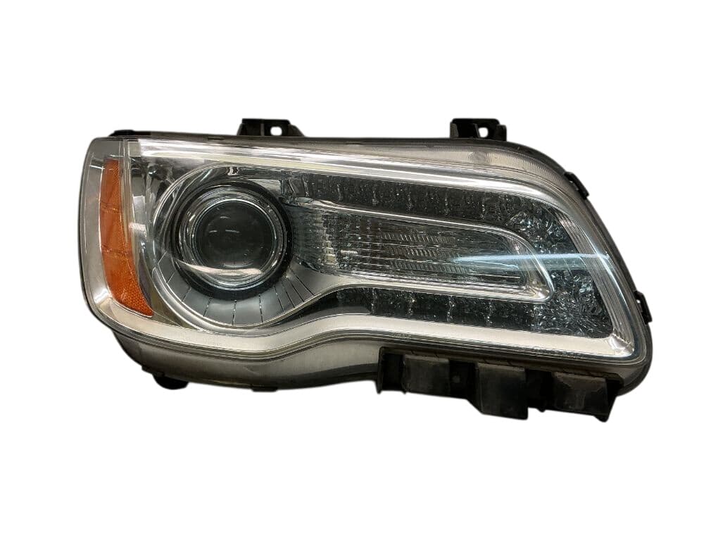 CHRYSLER 68042154AF BAM92-143700 BAM92143700 Headlight right CHRYSLER 300C II (2010-2023)