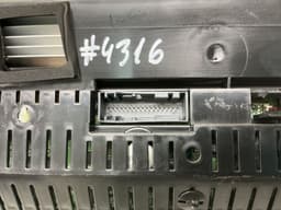 JAGUAR BW9310849AD Instrument Cluster JAGUAR XJ (X351) (2009-2019) — thumbnail 4