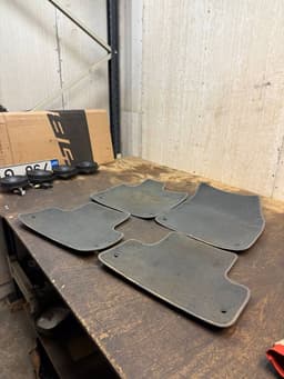 LAND ROVER Floor Mat Set LAND ROVER EVOQUE I (L538) (2011-2018) — thumbnail 2