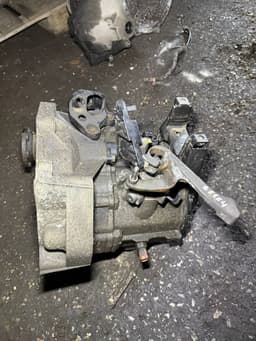 SKODA MFX 02T300020R 02T300020RX Gearbox SKODA ROOMSTER / PRAKTIK (5J) (2005-2015) — thumbnail 4