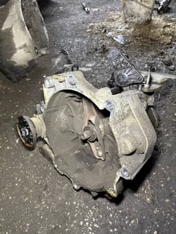 SKODA MFX 02T300020R 02T300020RX Gearbox SKODA ROOMSTER / PRAKTIK (5J) (2005-2015) — thumbnail 3