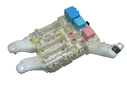 TOYOTA 8273002J90 Fuse box TOYOTA AURIS (E15) (2006-2012) — thumbnail 3