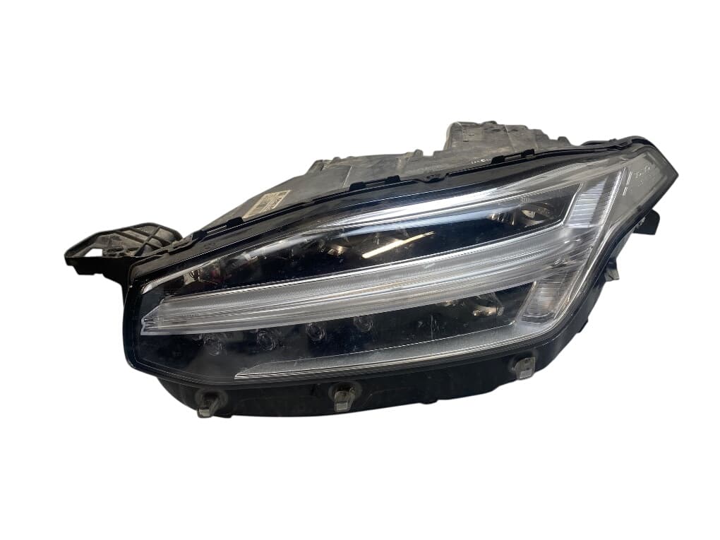 VOLVO 31677038 Headlight left VOLVO XC90 II (2014-)