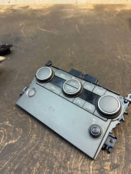 LAND ROVER GJ3214C239ARC Heater control panel LAND ROVER EVOQUE I (L538) (2011-2018) — thumbnail 4