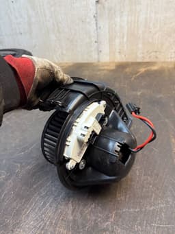 BMW 64119291177 Heater Fan BMW X5 (F15, F85) (2012-2018) — thumbnail 3