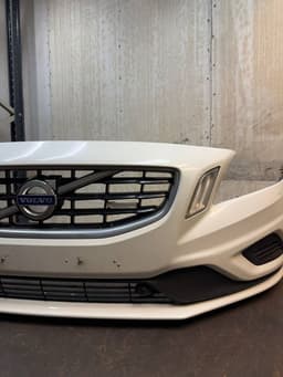 VOLVO Front Bumper VOLVO S60 II / V60 I (2010-2018) — thumbnail 3