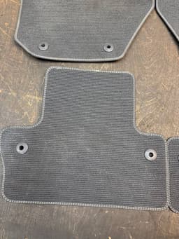 VOLVO 31306736 Floor Mat Set VOLVO S60 II / V60 I (2010-2018) — thumbnail 6