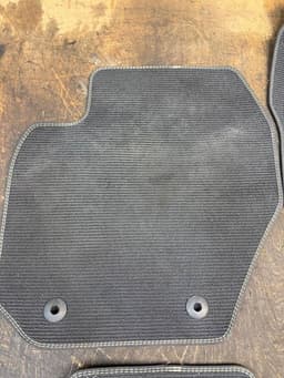 VOLVO 31306736 Floor Mat Set VOLVO S60 II / V60 I (2010-2018) — thumbnail 5