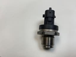 VOLVO 0281002995 0281002990 Fuel pressure regulator set VOLVO XC60 I (2008-2017) — thumbnail 3