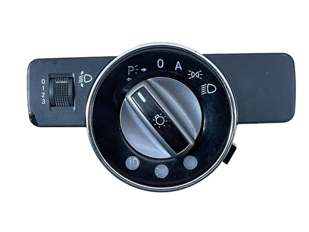 MERCEDES-BENZ 2045451804 2046800065 2049053304 Headlight Switch MERCEDES-BENZ C-CLASS (W204) (2007-2013)