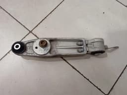 PORSCHE Porsche Boxster Spyder 718 Left Rear Hub 982505435D Wheel Bearing Housing Left GT4 — thumbnail 3