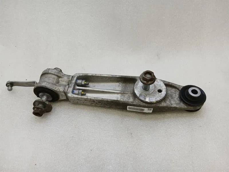 Porsche Boxster Spyder 718 right rear wishbone 98133104283 rear re wishbone