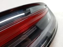 PORSCHE Porsche Macan 95B right rear light 95B945092L tail light rear right — thumbnail 9