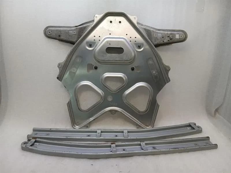 Porsche Cayman 718 GT4RS holder bracket 98133126113 holder carrier