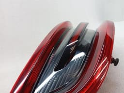 PORSCHE Porsche Macan 95B left rear light 95b945095d tail light rear left — thumbnail 9