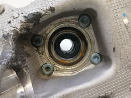 PORSCHE Porsche Cayman 718 GT4RS Left Rear Hub 982505435D Wheel Bearing Housing Rear Left — thumbnail 8