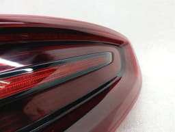 PORSCHE Porsche Macan 95B right rear light 95B945096B taillight rear right — thumbnail 10