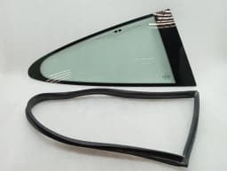 PORSCHE Porsche 911 997 Right Rear 1/4 Glass 99754311200 Door Window 1/4 Rear RH — thumbnail 1
