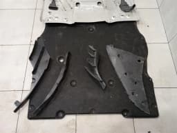 PORSCHE Porsche Cayman 718 GT4RS Undertray 99150460109 Underbody Trim — thumbnail 5