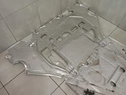 PORSCHE Porsche Cayman 718 GT4RS Undertray 99150460109 Underbody Trim — thumbnail 3
