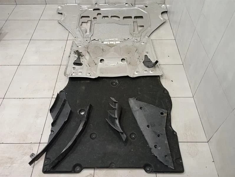 Porsche Cayman 718 GT4RS Undertray 99150460109 Underbody Trim