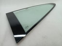 PORSCHE Porsche 911 997 Left Rear 1/4 Glass 99754311200 Door Window 1/4 Rear LH — thumbnail 6