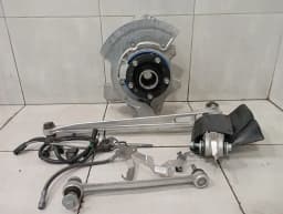 PORSCHE Porsche Cayman 718 GT4RS Right Rear Hub 982505436D Wheel Bearing Housing Rear Right — thumbnail 1