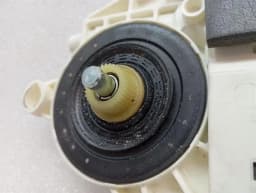 PORSCHE Porsche 911 997 door window motor 99762418104 window regulator motor driver side — thumbnail 4