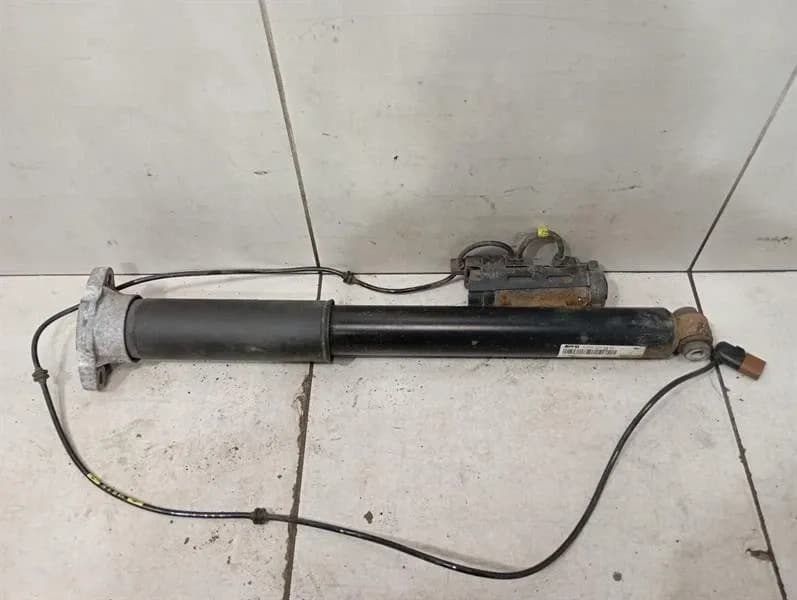 MERCEDES-BENZ Mercedes C63 W205 Shock Absorber RR EDC A2053206402 Shock Absorber Rear Right