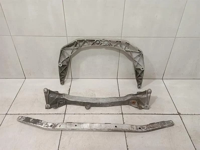 Porsche 911 993 subframe rear 99333113104 axle frame rear axle