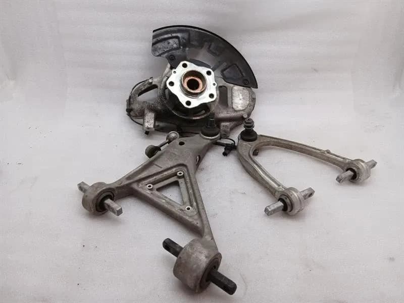 FERRARI Ferrari F8 F142MFL Right Front Hub 843904 Wheel Bearing Housing Front Right