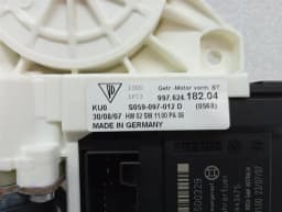 PORSCHE Porsche 911 997 door window motor 99762418204 window regulator motor passenger — thumbnail 4