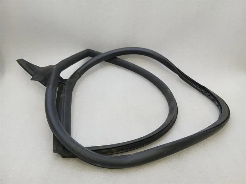 Lamborghini Huracan Performante Door Seal 4T8831707B Left Door Seals