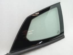 LAMBORGHINI Lamborghini Huracan Right Rear 1/4 Glass 4T8845300D Door Window 1/4 Rear RH — thumbnail 2