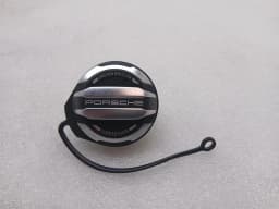 PORSCHE Porsche Cayman 718 GT4RS fuel filler cap 9P1201550 XYB aluminium fuel cap tank flap — thumbnail 1