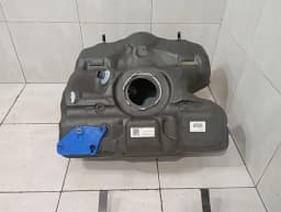 PORSCHE Porsche Cayman 718 GT4RS Fuel Tank 982201075A Fuel Tank LHD — thumbnail 10
