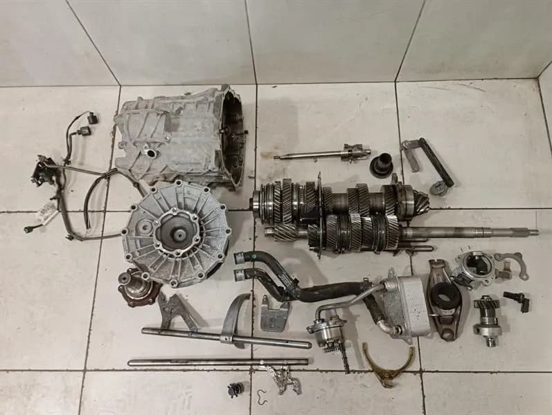 PORSCHE Porsche Boxster Spyder 718 Gearbox 982300052F G8225 Gearbox Parts GT4